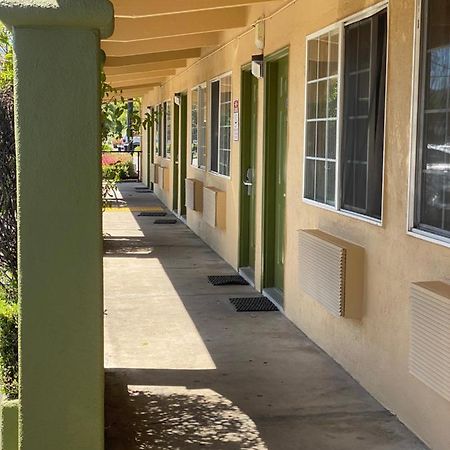 Holiday Motel Morgan Hill Exterior foto